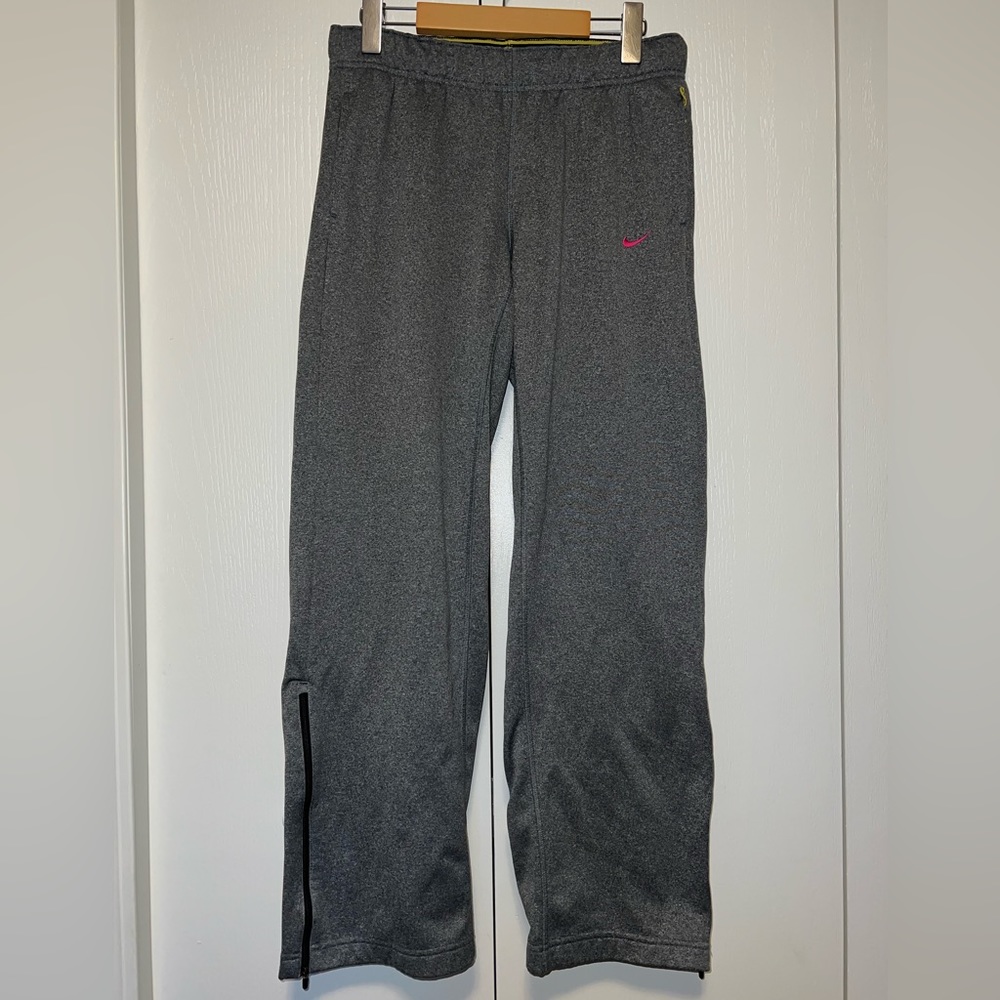 Nike Therma-FIT Ankle Zip Pants
